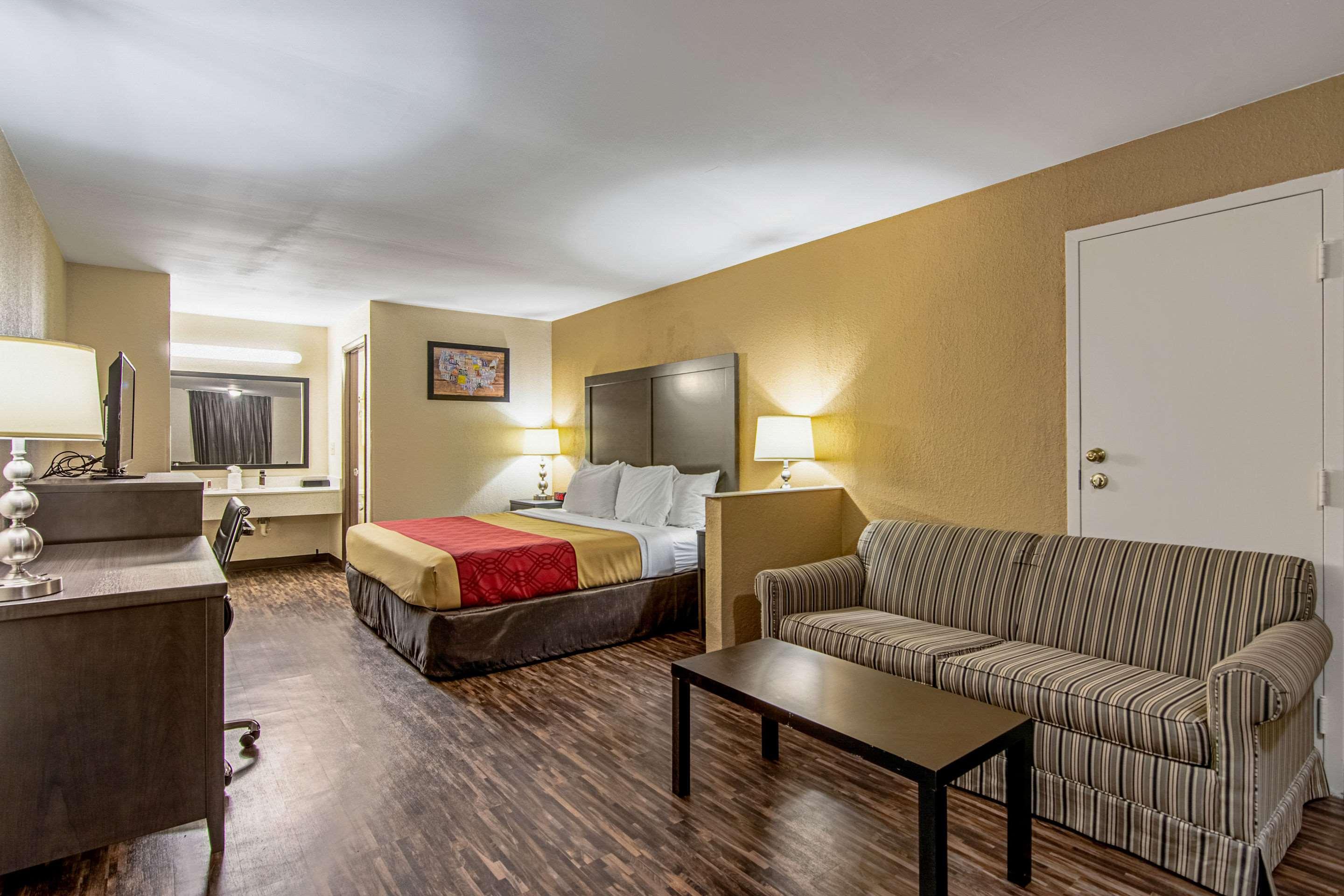 Econo Lodge Inn & Suites Matthews - Charlotte Extérieur photo