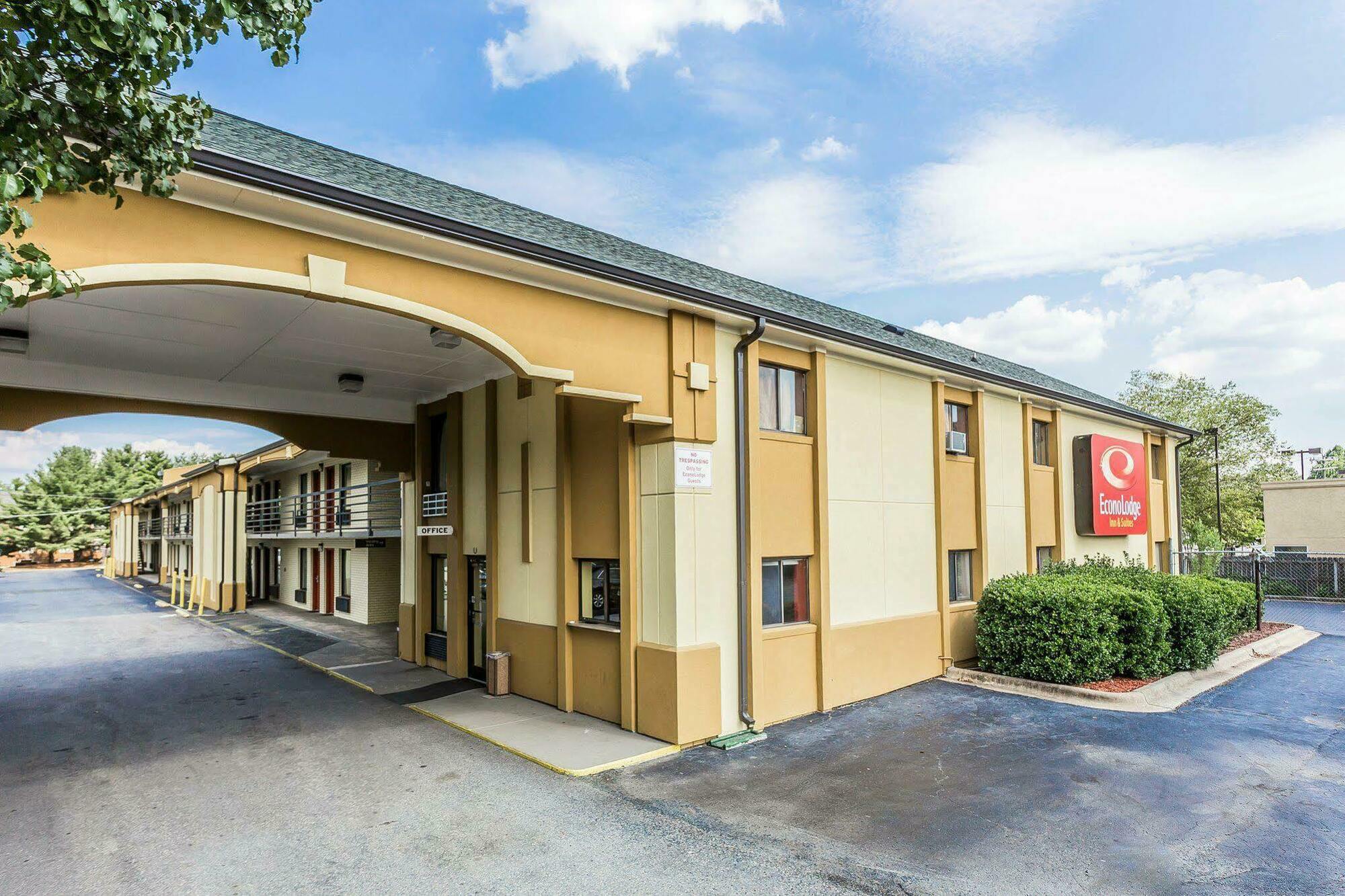 Econo Lodge Inn & Suites Matthews - Charlotte Extérieur photo