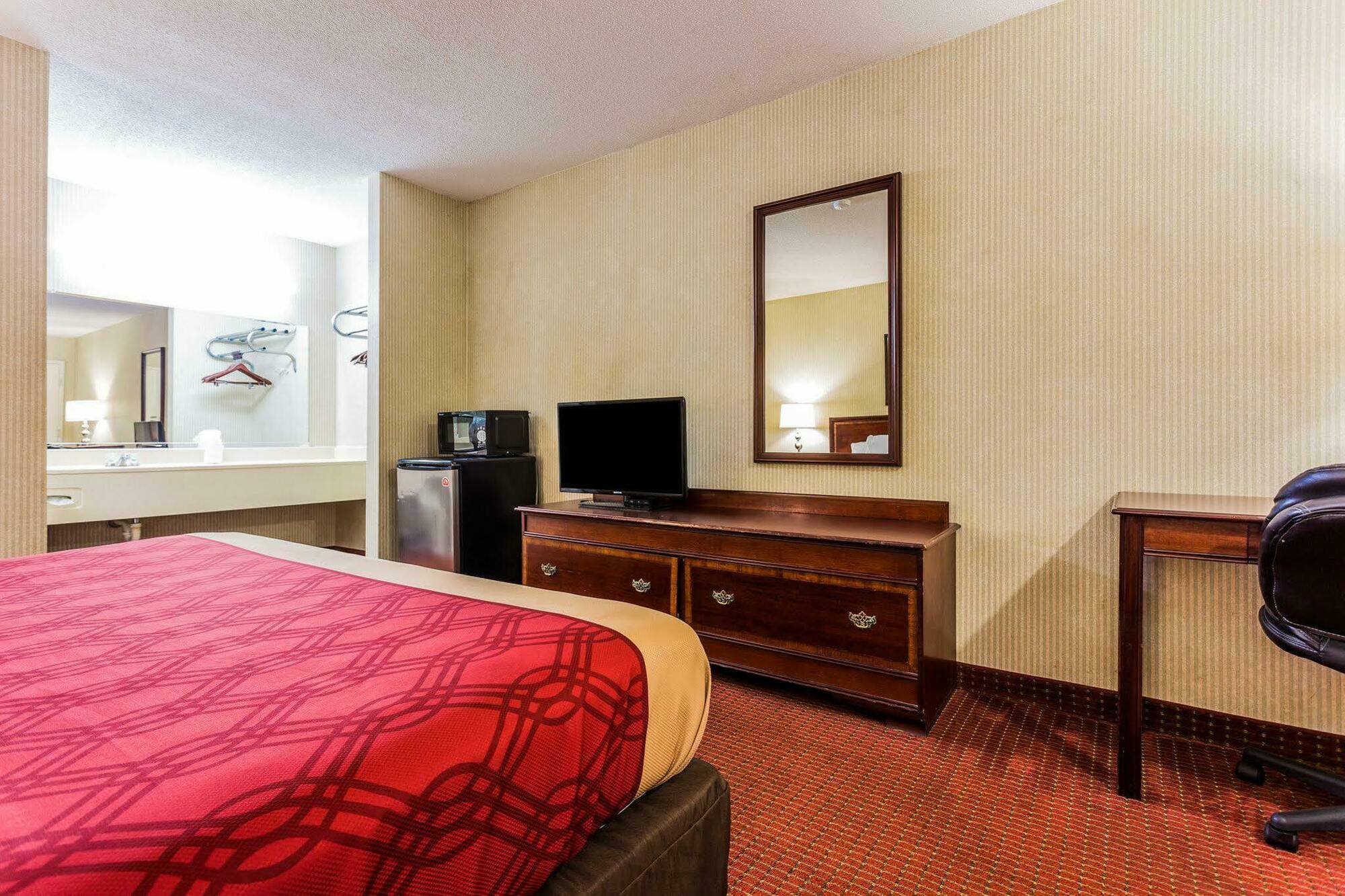 Econo Lodge Inn & Suites Matthews - Charlotte Extérieur photo